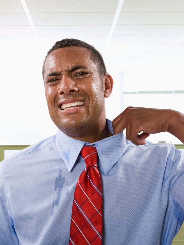 না হবে ঘাম, না দুর্গন্ধ; স্নানের জলে মেশান এই এক উপাদান