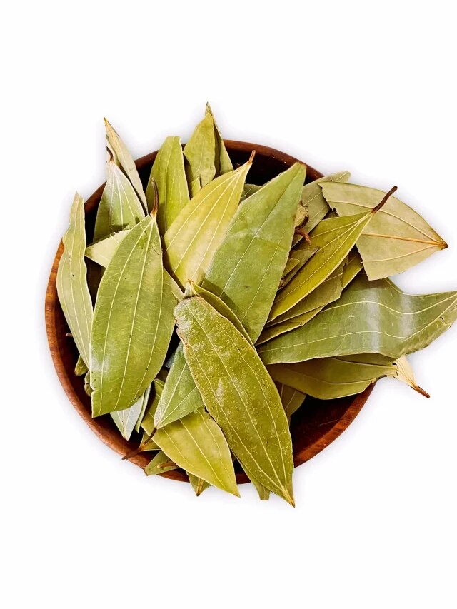 রোজ রাতে রান্নাঘরে পোড়ান একটা তেজপাতা, তারপর এসব হবে