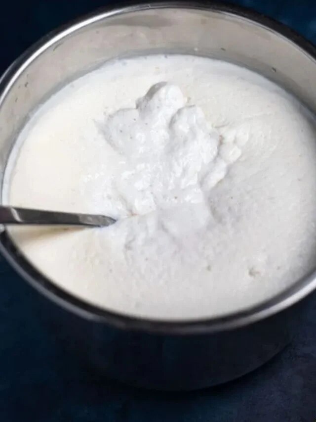 ফ্রিজ না থাকায় গরমে রোজই দুধ কেটে যাচ্ছে? এটা করলে আর কাটবেনা