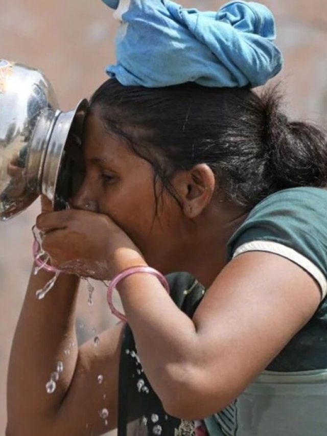 গরমে কতটা জল খাওয়া উচিত? সুস্থ থাকতে জানুন