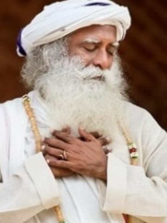 আপনার ফটো দিয়ে কালাজাদু করা যায়, কীভাবে? জানুন সদগুরুর সতর্কবাণী