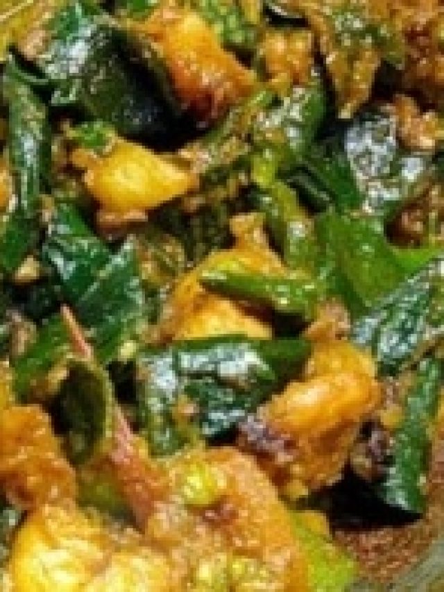 বয়স হলেও যৌবন ঝিলিক মারবে, এই শাকের চচ্চড়ি খেলে ঝক্কাস জীবন, রেসিপি