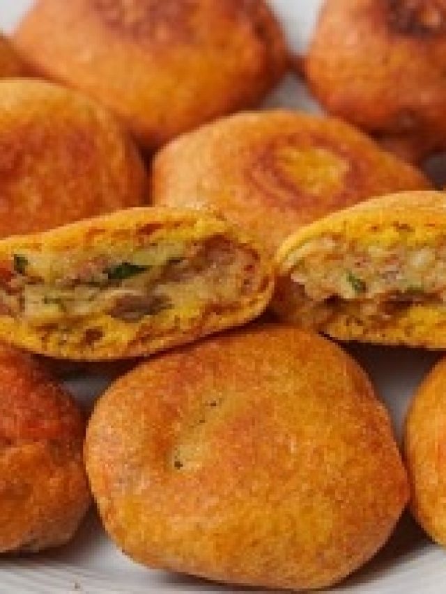 আলুর চপ কিছুতেই মুচমুচে হচ্ছে না? এভাবে বানালেই দোকানের মতো হবে, রেসিপি