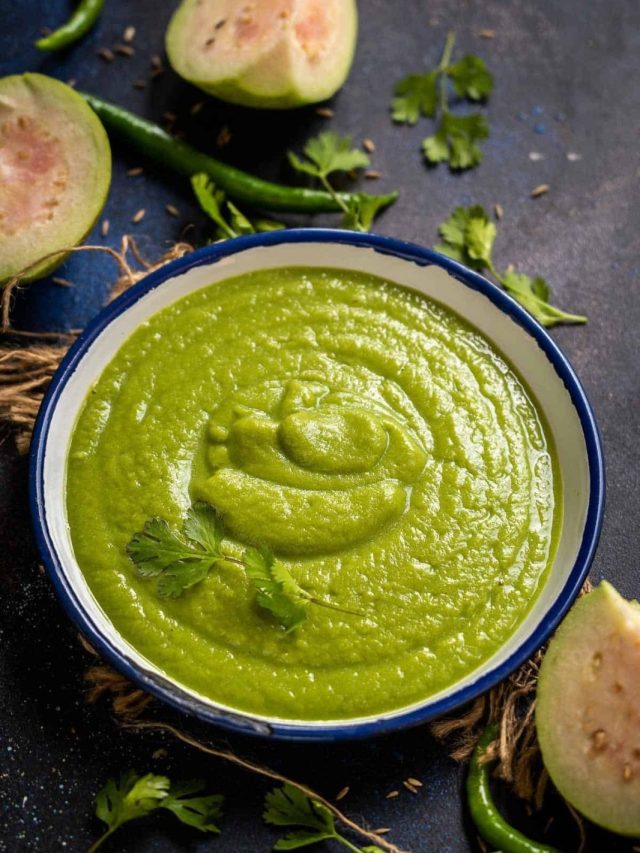 পেয়ারা খেতে ইচ্ছে করে না? বানিয়ে ফেলুন এই সুস্বাদু চাটনি