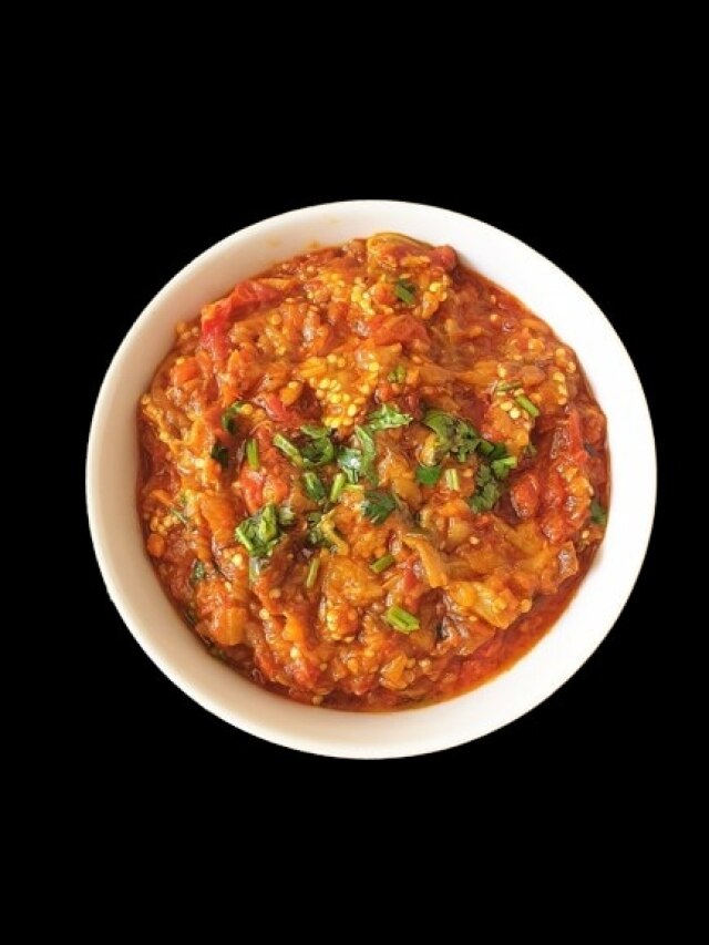 গরম রুটির সঙ্গে পাঞ্জাবি স্টাইলে বেগুন ভর্তা, রইল রেসিপি