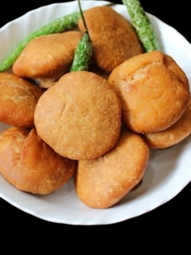 আটা বা ময়দা লাগে না, এই কচুরি খেয়েছেন? রইল নতুন রেসিপি