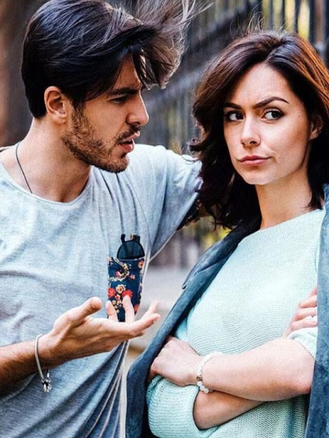 এই ৭ কারণে আপনাকে কেউ পাত্তা দেয় না! জানুন