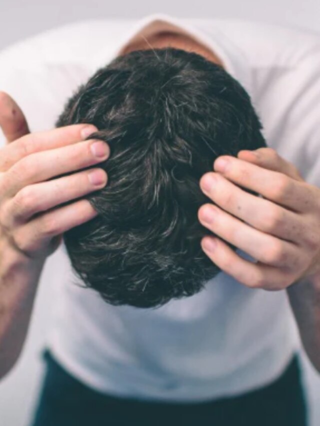 দইয়ে এই জিনিস মিশিয়ে মাথায় দিন, চুল হবে ঘন-খুশকিমুক্ত ও জেল্লাদার