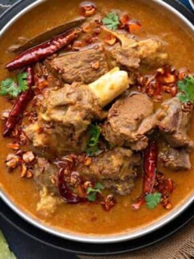 একঘেয়ে মাটন আর ভাল লাগছে না? রবিবার জমুক পাকিস্তানি ডাল গোস্তে, রেসিপি