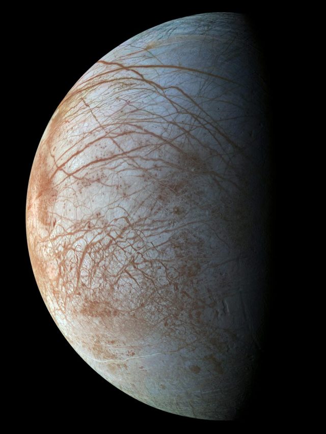 'Alien life is possible': Jupiter's moon Europa could harbour extraterrestrial organisms in hydrothermal vents