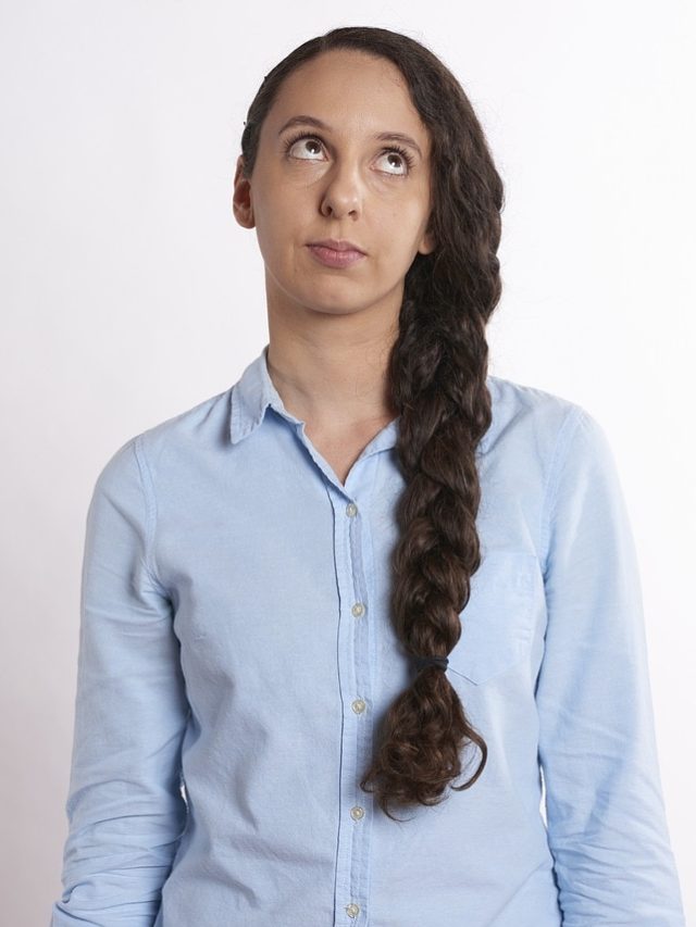 আপনি কি মুর্খ? বোঝা যায় এই লক্ষণগুলো দেখে