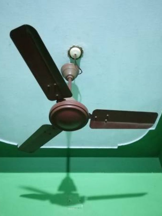 সিলিং ফ্যানের স্পিড কমে গেছে? মাত্র ৫০ টাকা খরচ করলেই ফুল স্পিডে ঘুরবে