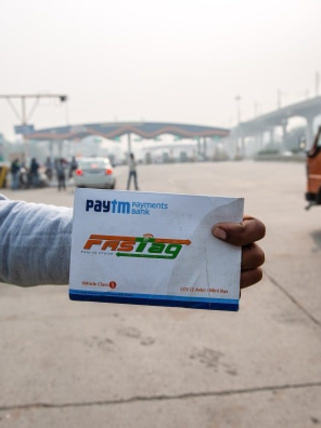 FASTag यूजर्स सावधान! नहीं किया ये काम, तो भरना पड़ सकता है डबल Toll