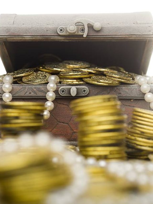 এই জিনিসটা বাড়ির কোনও গুপ্তস্থানে রাখুন, জীবনে সব ধরনের সুখ-শান্তি পাবেন