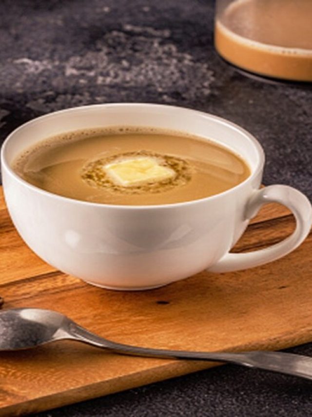 কফিতে মেশাল ১ ফোঁটা জিনিস! স্বাদ হবে ফার্স্ট ক্লাস