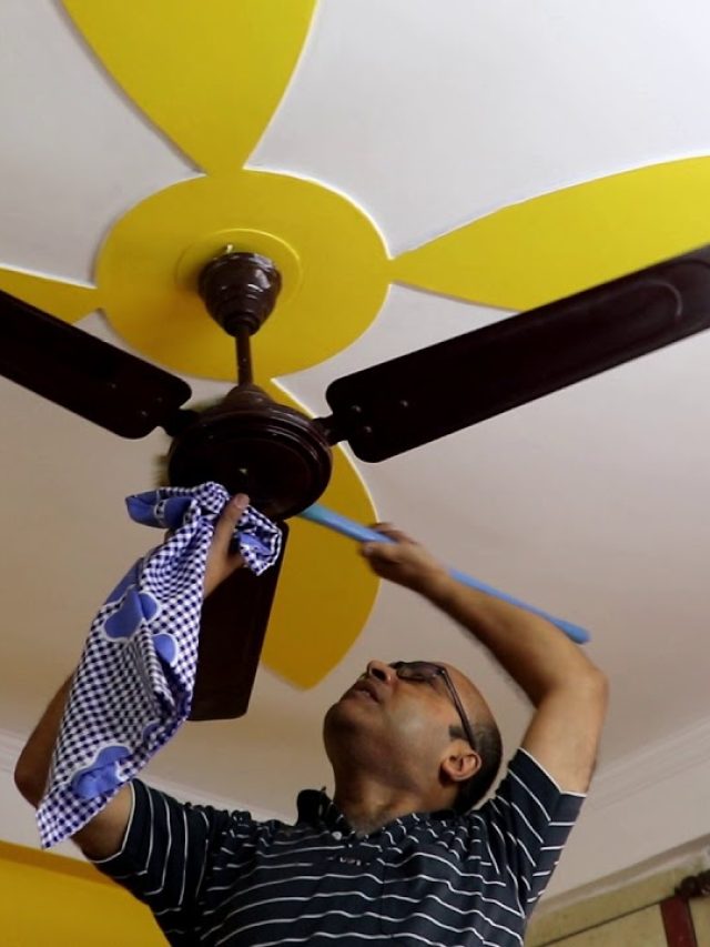 বনবন করে ঘুরবে, সঙ্গে ঠান্ডা হাওয়া, এভাবে সিলিং ফ্যান পরিষ্কার করুন