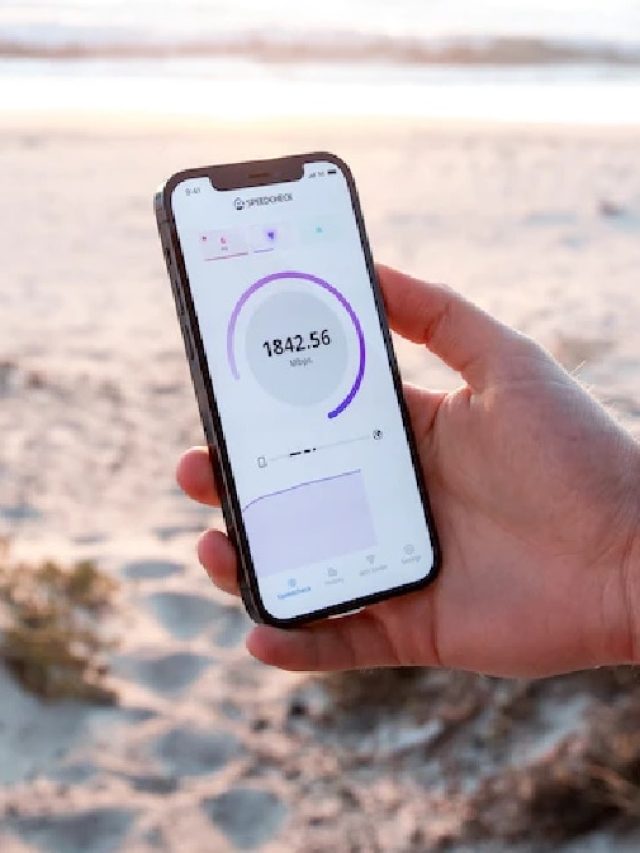 तेजी से खत्म हो रहा है आपके फोन का डेटा? तुरंत ऑफ कर दें ये सेटिंग