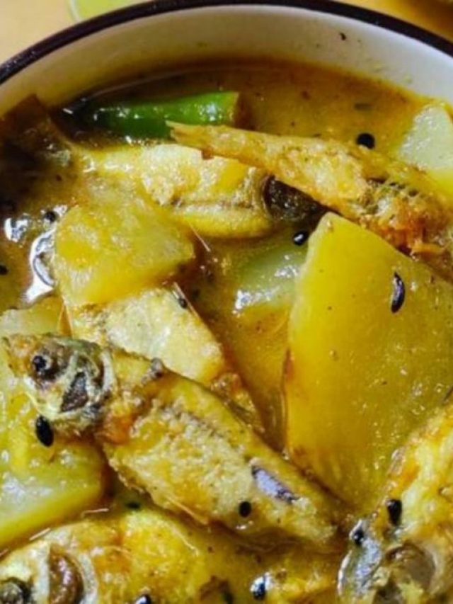 কাঁচা আমের সঙ্গে কড়াইতে পড়ুক মৌরলা, এই যুগলবন্দি পাতে পড়লেই উফফ