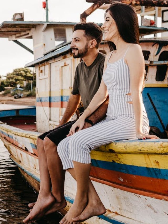 মধুচন্দ্রিমা কেচিয়ে যাবে, হানিমুনে গিয়ে যে ৫ ভুল  নৈব নৈব চ...