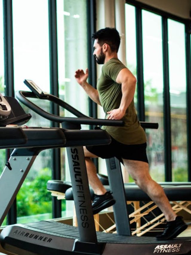 খালি পেটে ব্যয়ামে শরীরের ক্ষতি? ভালো নাকি খারাপ! এক্সপার্টের টিপস