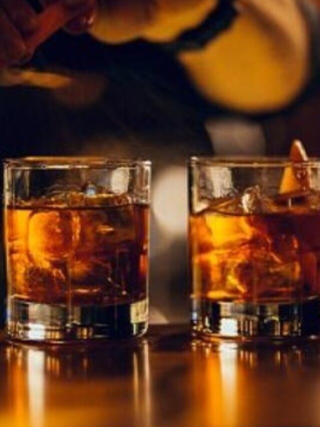 শীতকালে রাম খেলে, সত্যিই শরীর গরম হয়?