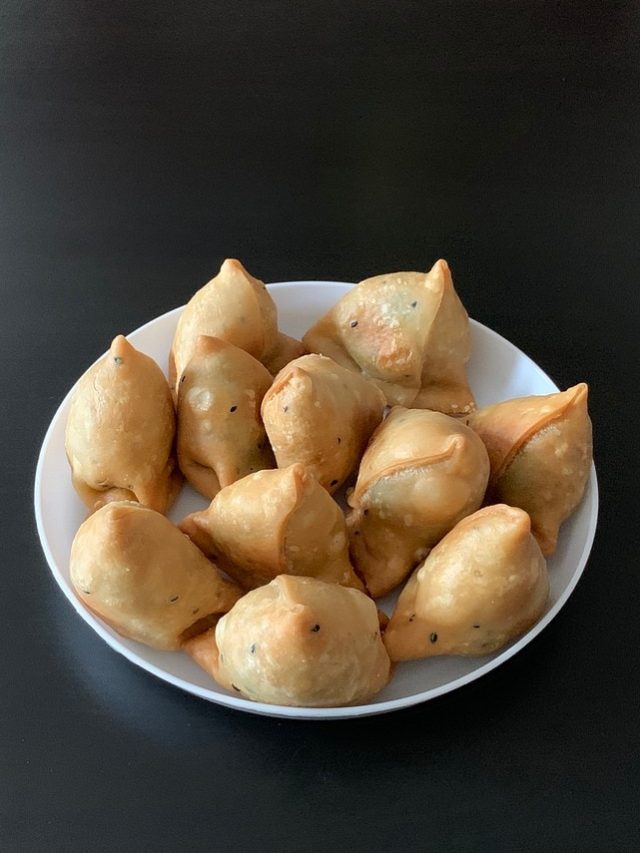 তেল ছাড়াই ভাপে খাস্তা সিঙাড়া, মিষ্টির দোকান ফেল; রেসিপি