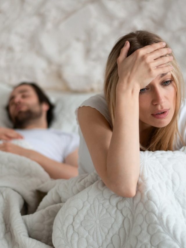 ঘুম না হলেই এই সমস্যায় পড়েন দম্পতিরা, বিবাহিতরা জেনে নিন