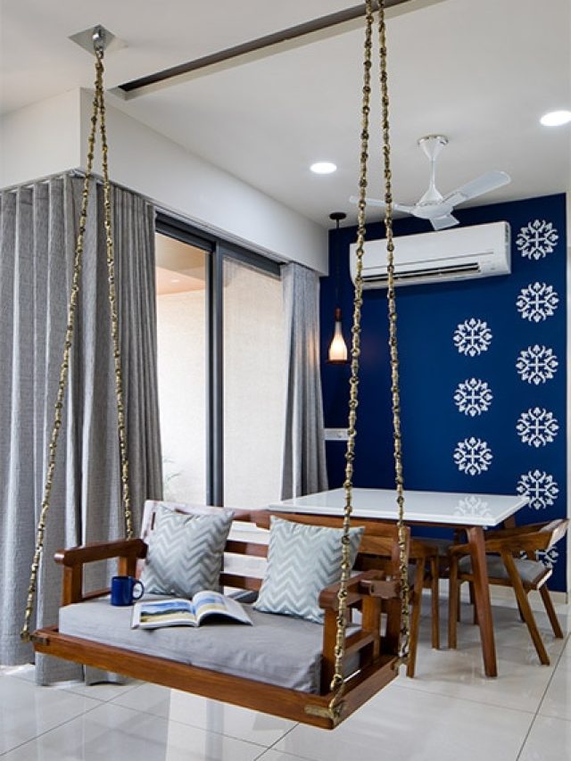 দোল দোল দুলুনি! ঘরের এখানে দোলনা ঝোলান, টাকায় ভরবে বাড়ি