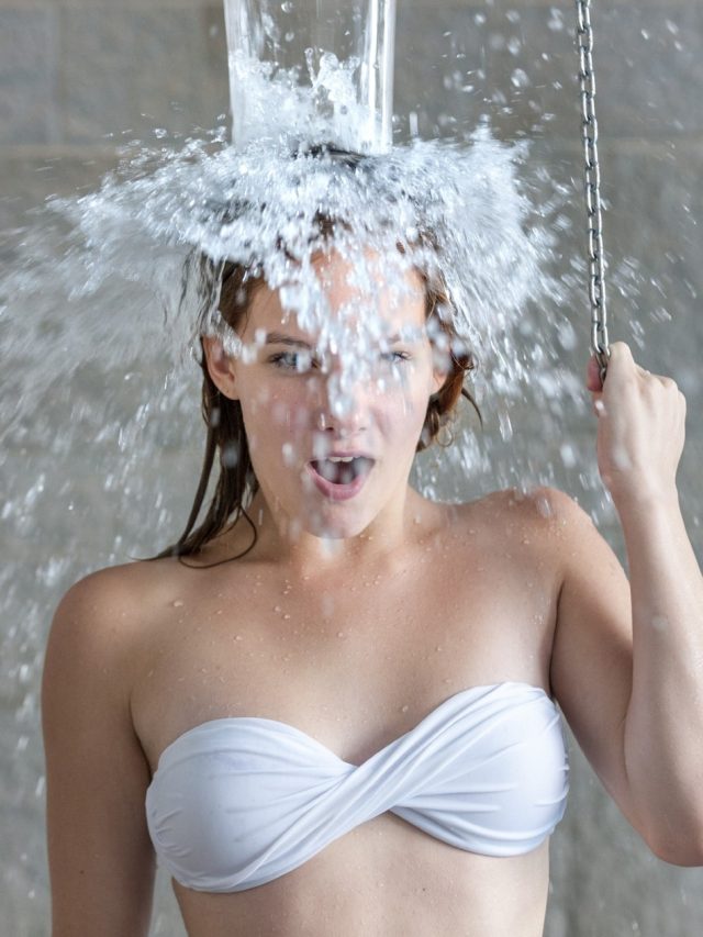 রাতে শোওয়ার আগে ঠিক কখন স্নান করলে গভীর ঘুম হয়?