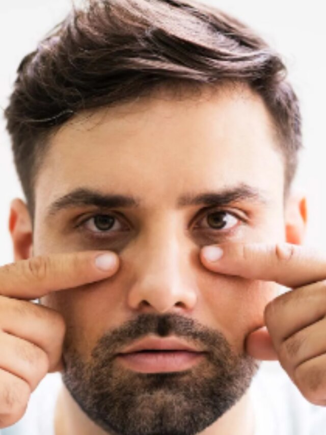 চোখের ডার্ক সার্কেল হবে ছুমন্তর, লাগান এই সবজির রস