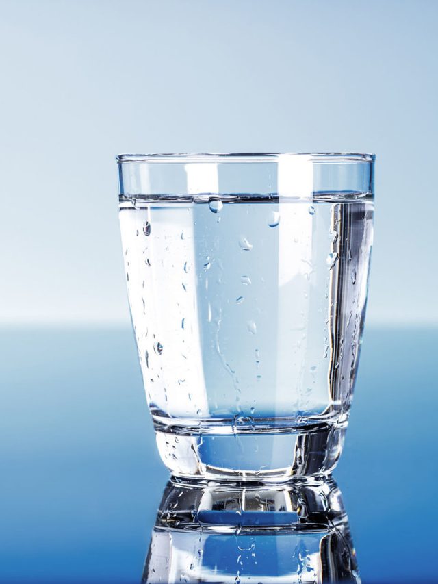 স্বামী-স্ত্রীর সম্পর্ক হওয়া উচিত জলের মতো, তবেই মধুর হবে দাম্পত্য