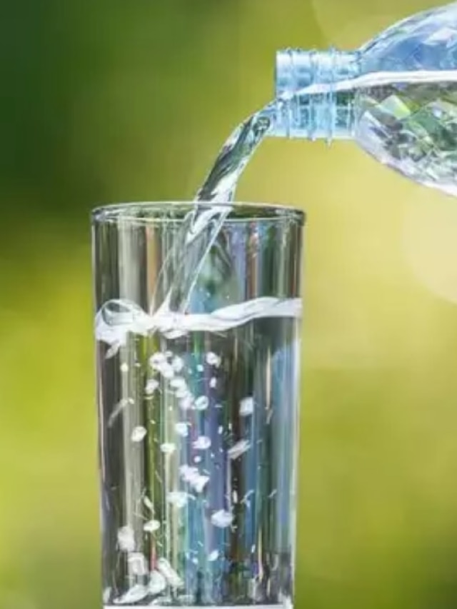 দ্রুত ওজন কমাতে চান? তাহলে দিনে এত গ্লাস জল খাওয়া উচিত