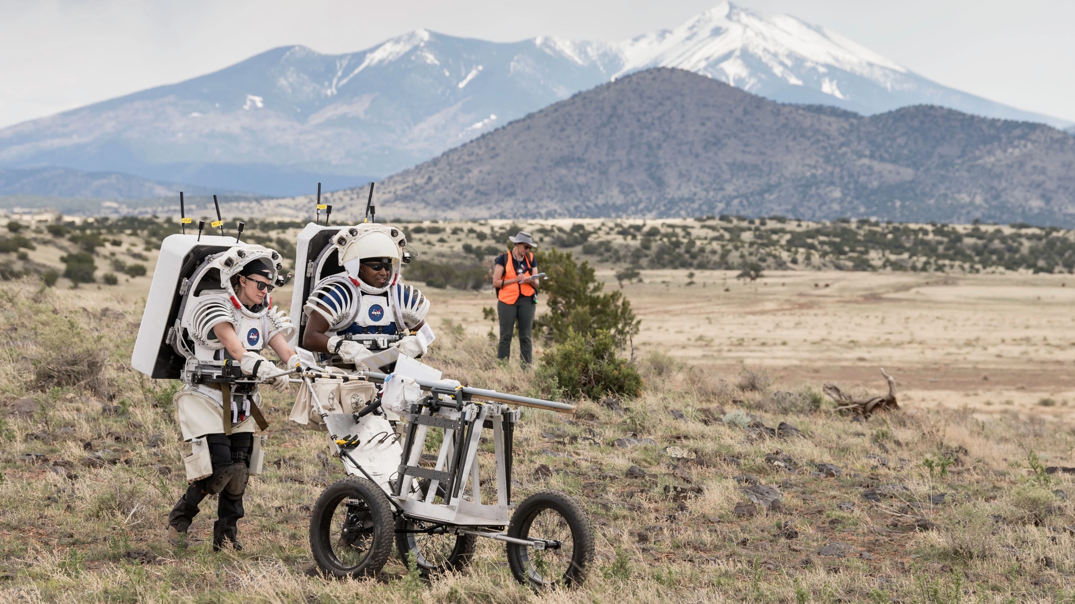 'Desert turned into Moon': NASA astronauts conduct week-long field test for Artemis III Moonwalk