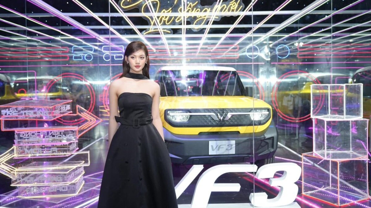 210Km रेंज... 36 मिनट में चार्ज! 7.86 लाख में लॉन्च हुई ALTO से भी छोटी इलेक्ट्रिक SUV