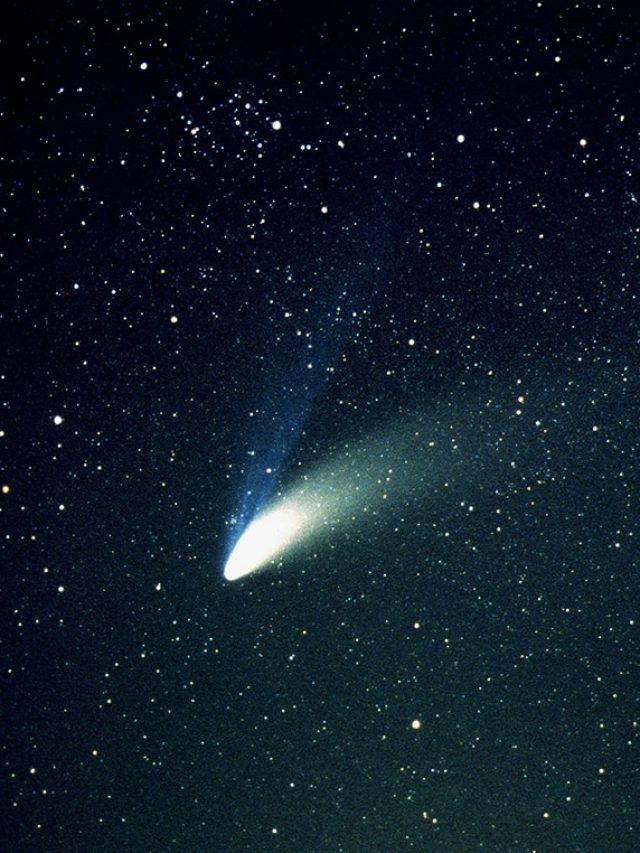 A comet is visiting Earth this fall, and its brightness could outshine even the brightest stars