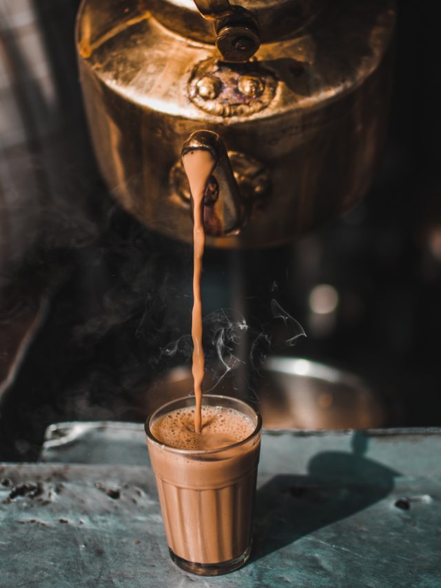 বর্ষায় খান মশলা চা, মুম্বইয়ের সেরা চা-দোকানির সিক্রেট রেসিপি