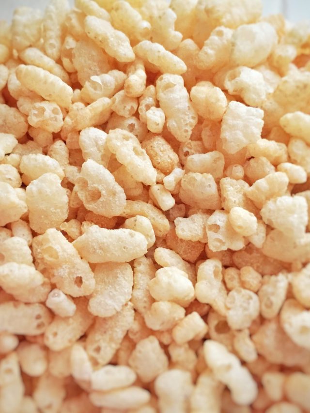 মুড়ি মিইয়ে যাবে না, এভাবে কৌটোতে ভরলে ৬ মাস থাকবে কুরমুরে