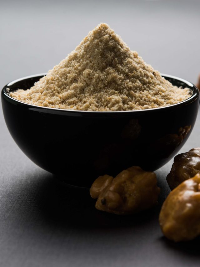 টাকার জন্য হাত পাততে হবে না, স্নানের জলে এক চুটকি মেশান এই মশলা