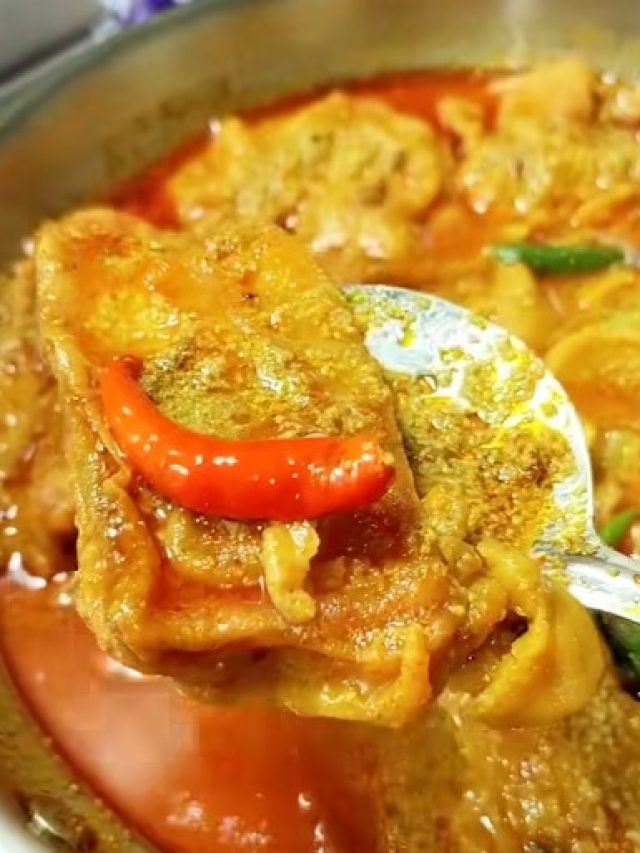 ঝিঙে-বেসনের এই রেসিপির কাছে ফেল মাছ-মাংস, কীভাবে বানাবেন?