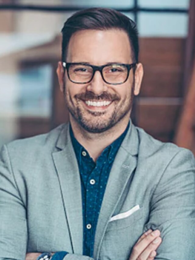 পুরুষের ব্যক্তিত্বকে দুর্বল করে এই ৭ ভুল, লোকে বলবে বোকাপাঁঠা