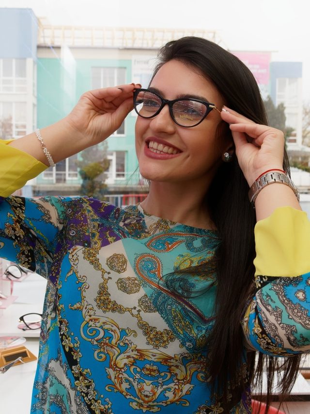 চোখ ভাল থাকতেই যত্ন নিন, এগুলি মেনে চলুন