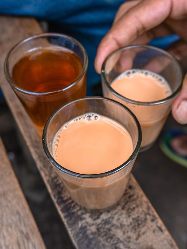 দুধ না লিকার, কোন চায়ের সঙ্গে বিস্কুট খাওয়া ভালো?