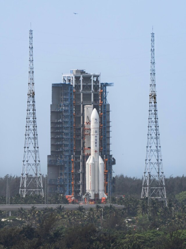 '60-years behind': Pakistan to launch its first Moon mission with a device smaller than your computer only to click pictures of lunar surface