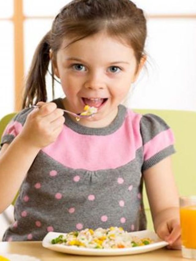 ব্রেকফাস্টে বাচ্চাকে এগুলি দেবেন না,পেট ভরলেও বিগড়াবে স্বাস্থ্য