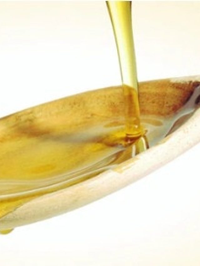 রোজ লাগান এক ফোঁটা তেল, ৭০ বছরেও থাকবে ঘন কালো কুচকুচে চুল