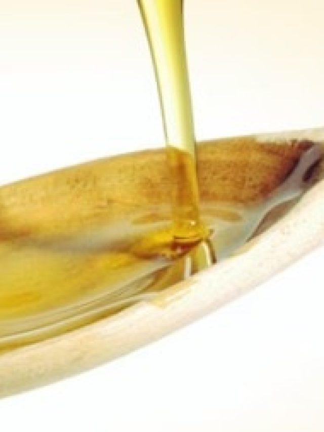 নারকেল তেলে ফোটান এই দানা, টাকে গজাবে নতুন কালো চুল