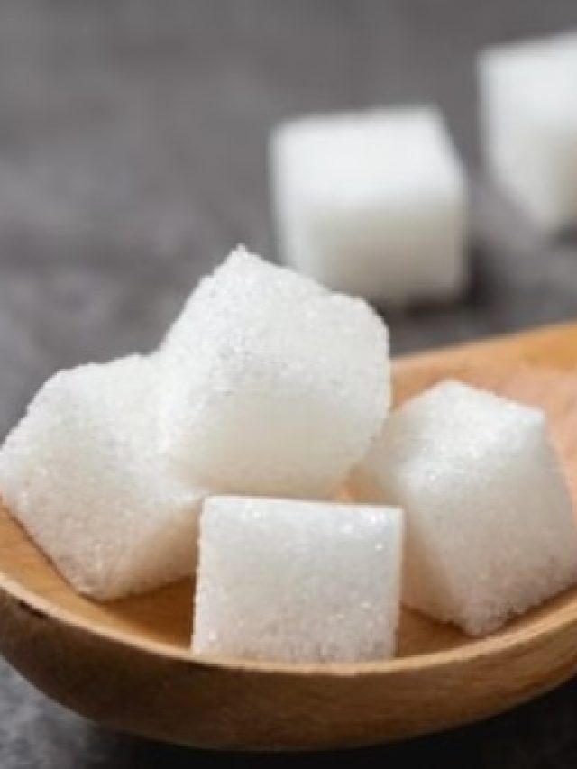 লাগবে একটু কর্পূর, তাতেই ঠিকরে বেরোবে যৌবন