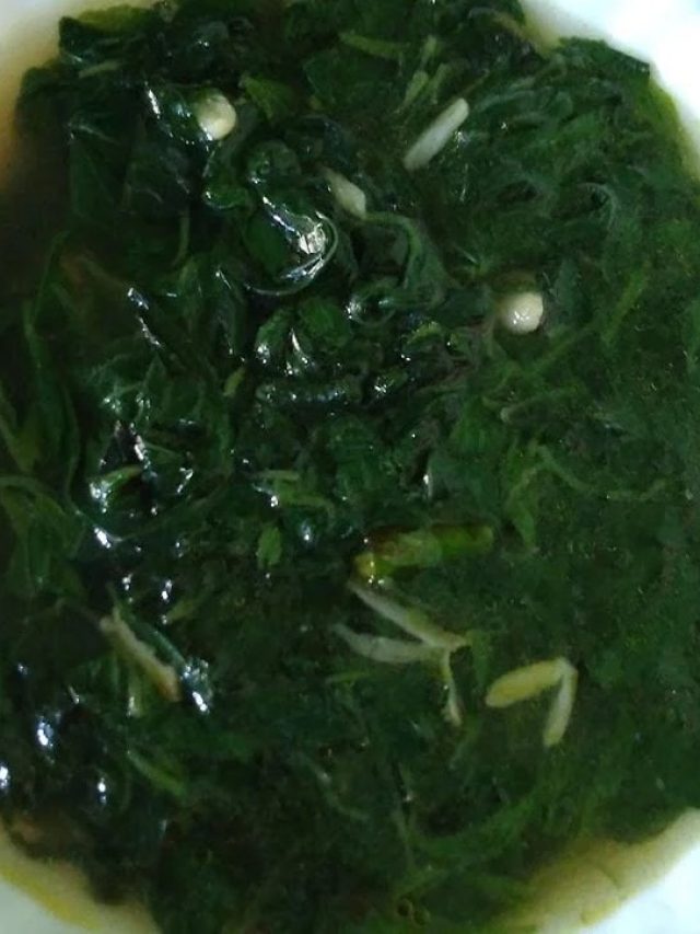 বাথরুমে বসে মাথার চুল ছিঁড়তে হবে না, এই শাকেই কোষ্ঠ হবে সাফ, চিনলেন?