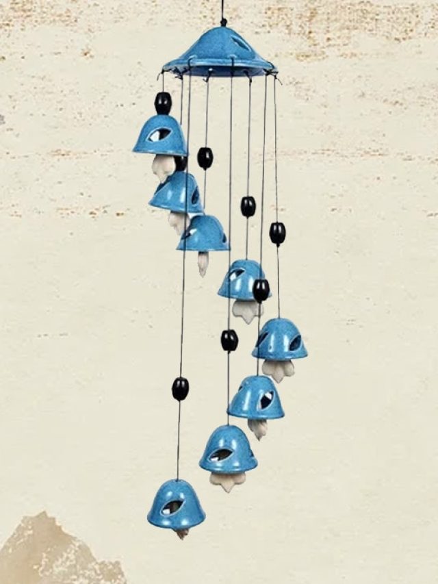 বাড়িতে এই দিকে রাখুন উইন্ড চাইম, ফুলে- ফেঁপ উঠবে ভাগ্য