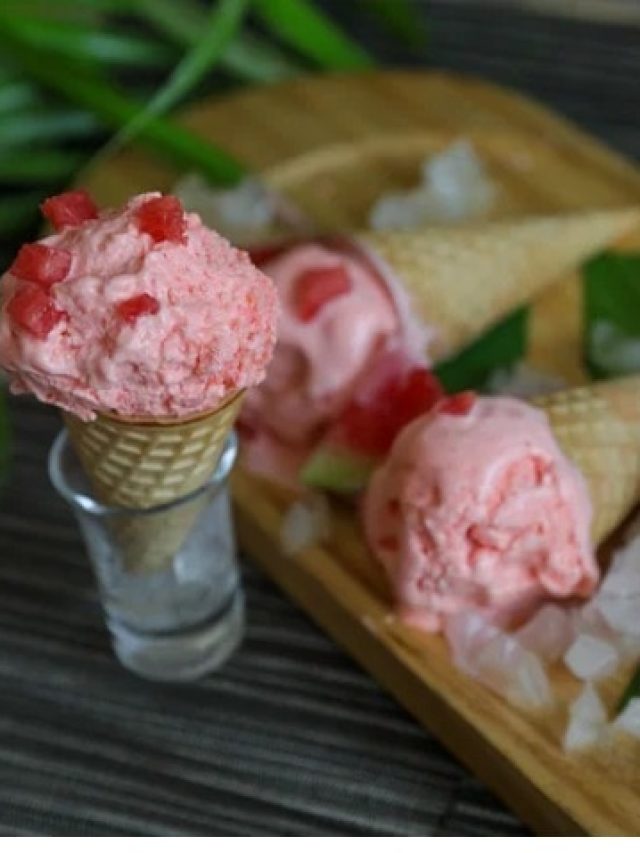 তরমুজ দিয়ে হয় দারুণ আইসক্রিম, রেসিপি জেনে বাড়িতেই বানান